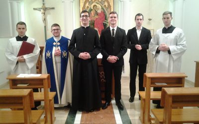 Przyjęcie dwóch alumnów do grona Rycerzy Niepokalanej