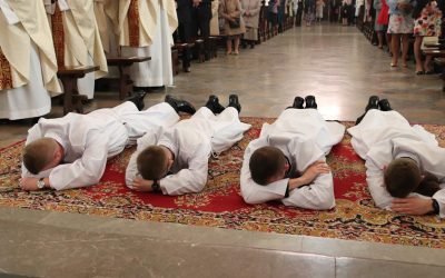 Święcenia diakonatu