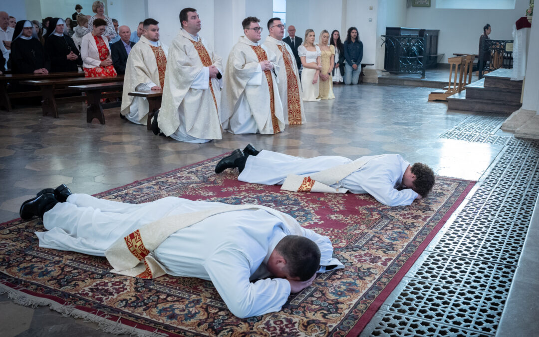 „Posłani po dwóch” – Święcenia kapłańskie w Katedrze Zamojskiej